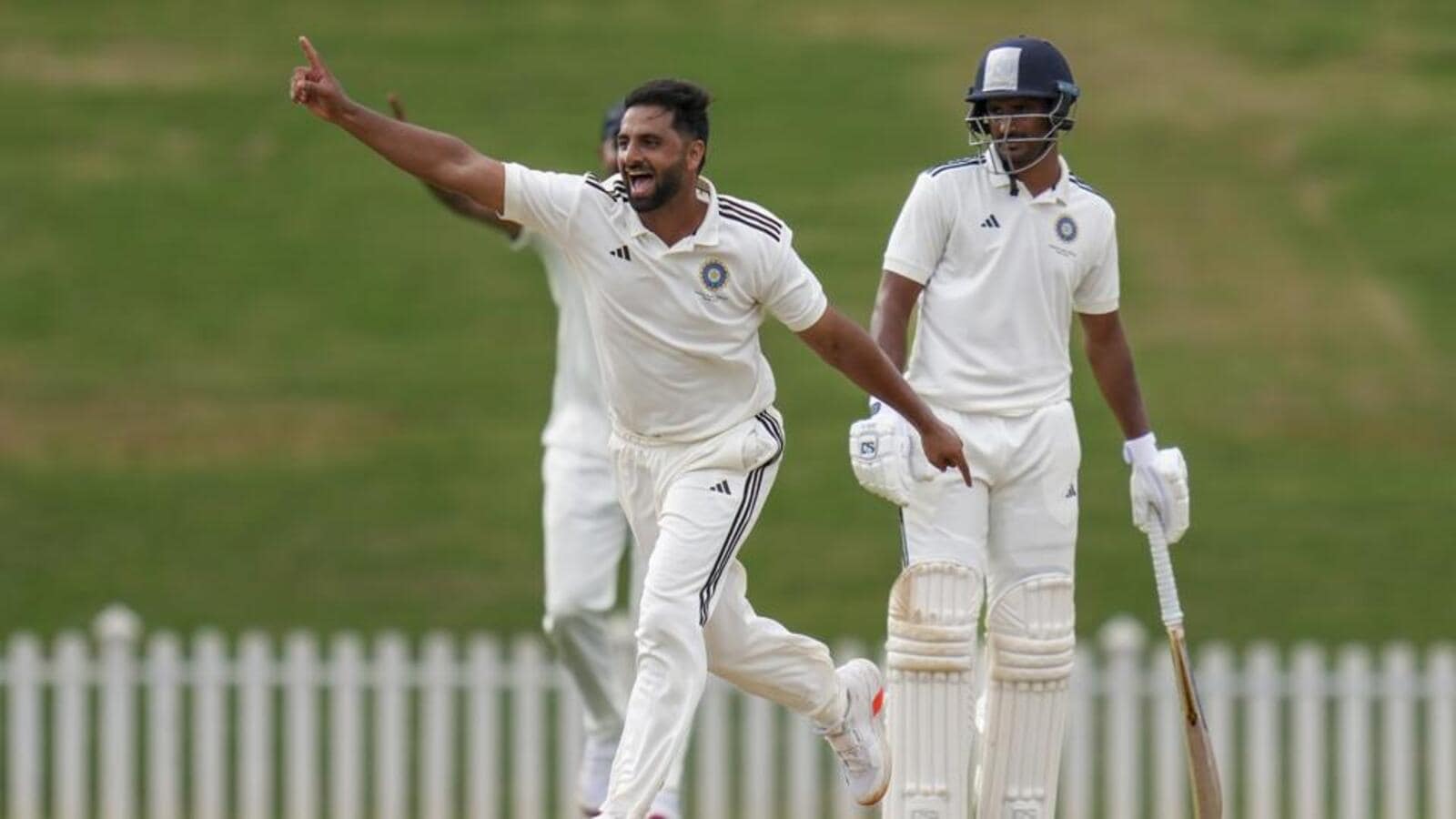 Nabi’s masterclass in swing and seam lays East Zone low