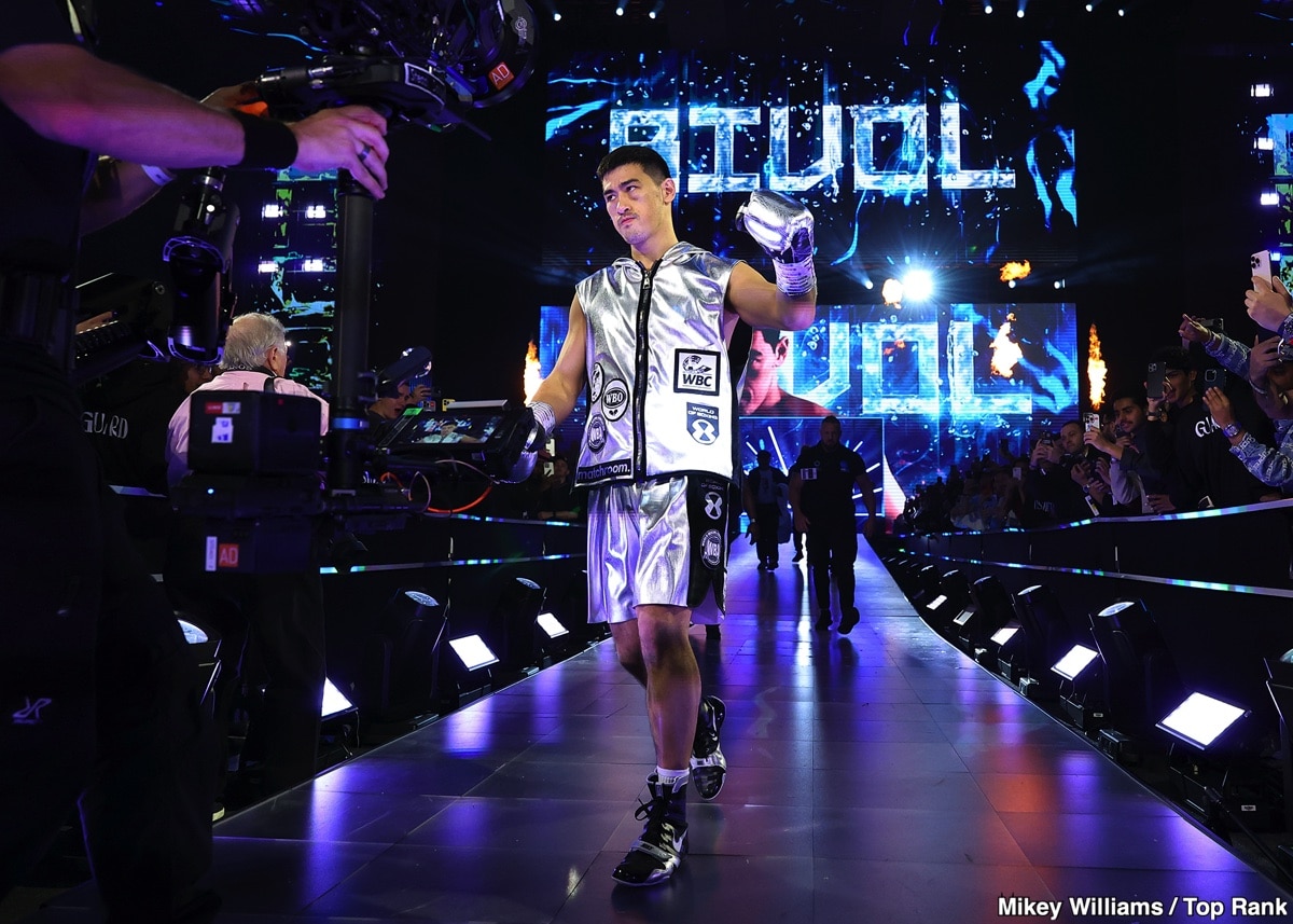 Image: Eddie Hearn's Dream Scenario? Bivol's Injury Could Make Callum Smith a Two-Division Champ and Help Him Avoid David Morrell