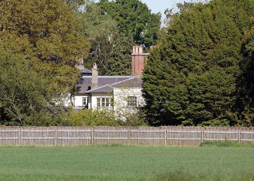 Breaking Down the Royal Family Properties Who Lives Where Frogmore Cottage Harry and Meghan MEGA419022_003