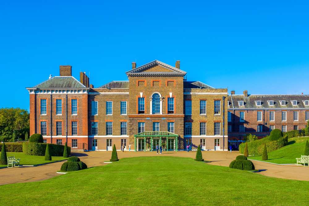 Breaking Down the Royal Family Properties Who Lives Where Ivy Cottage at Kensington Palace Eugenie 612643886