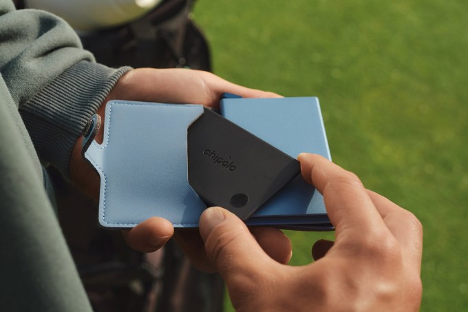 Chipolo CARD tracker in a wallet