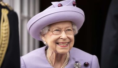 Late Queen ‘refused to open airport terminal’ after relative stopped with guns