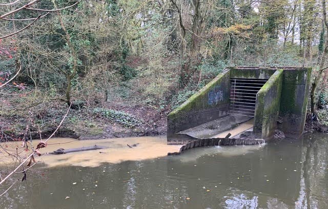The 2,000 London homes pumping waste straight into the rivers
