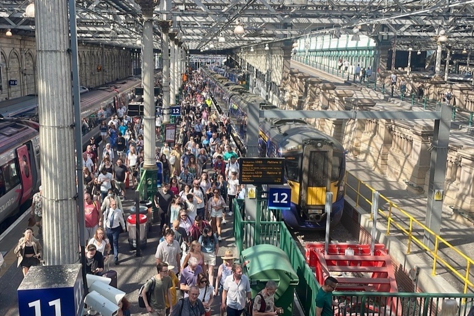 Definitely Maybe the busiest day ever: Oasis helps Edinburgh Waverley top UK rankings outside London