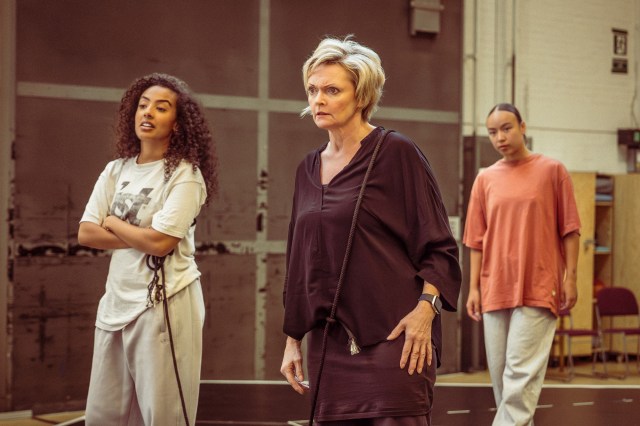 Elèna Gyasi (Niloo), Sharon Small (Agave) and Jessey Stol (Rakhz) in rehearsals for Bacchae at the National Theatre. Photographer Marc Brenner 05425