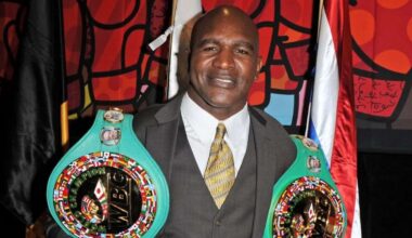 Evander Holyfield Names The Heavyweight With The Best Chin: “I Hit Him With A 17 Punch Combo”