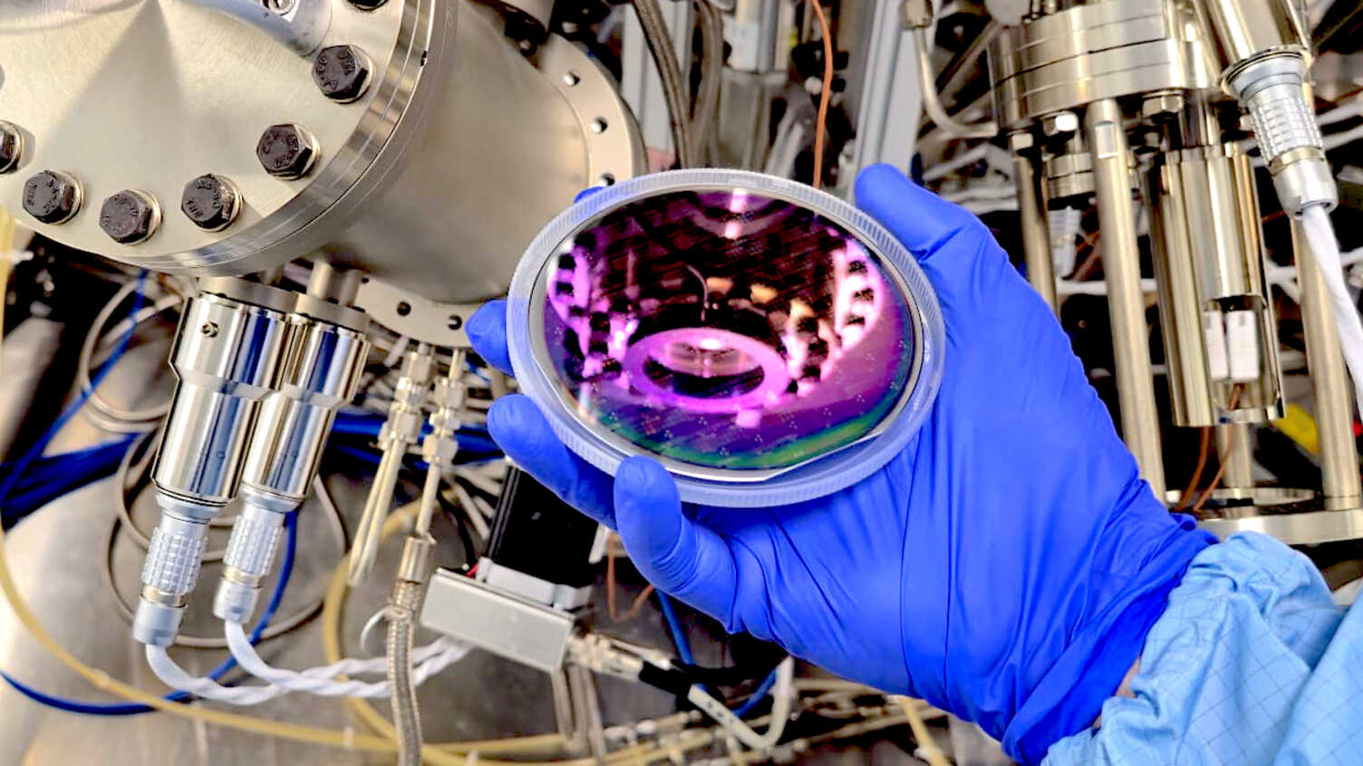 UK’s discovery of new semiconductor materials to be revolutionised by University of Sheffield | News