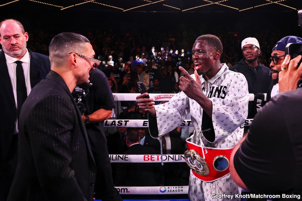 Image: Hitchins' 'Best in the World' Claim: Is He Just Chasing Big-Money Fights?