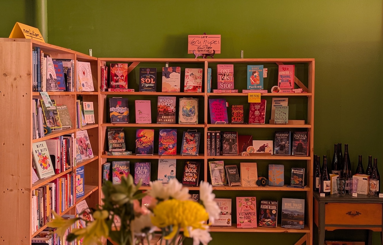 Field Day Books & Bottles opens in NE Portland