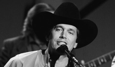 On This Day in 1991, George Strait Hit No. 1 With a Song Nashville Said Was Too Controversial