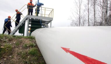 Ukrainian strikes on Russian pipeline risk entangling EU