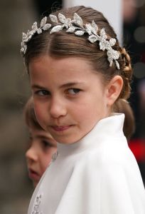 TOPSHOT - Britain's Prince Louis of Wales and Britain's Princess Charlotte of Wales arrive at Westminster Abbey in central London on May 6, 2023, ahead of the coronations of Britain's King Charles III and Britain's Camilla, Queen Consort. - The set-piece coronation is the first in Britain in 70 years, and only the second in history to be televised. Charles will be the 40th reigning monarch to be crowned at the central London church since King William I in 1066. Outside the UK, he is also king of 14 other Commonwealth countries, including Australia, Canada and New Zealand. Camilla, his second wife, will be crowned queen alongside him, and be known as Queen Camilla after the ceremony. (Photo by Andrew Milligan / AFP) (Photo by ANDREW MILLIGAN/AFP via Getty Images)