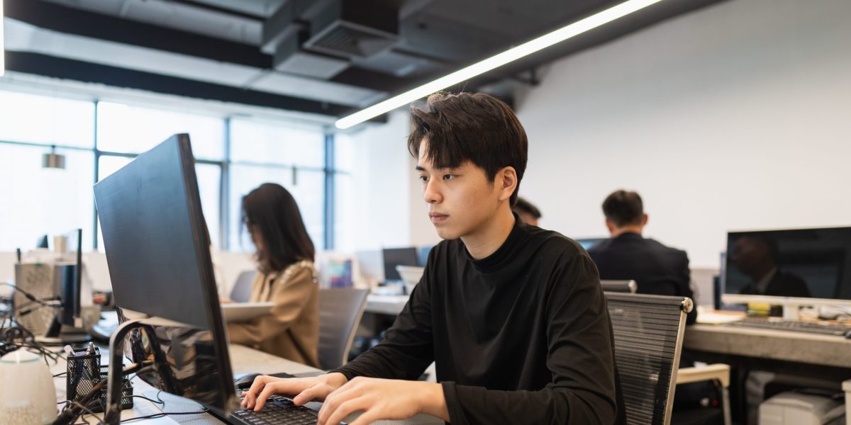 China’s Gen Z unemployment is so bad that young job-seekers are paying to pretend to work in an office