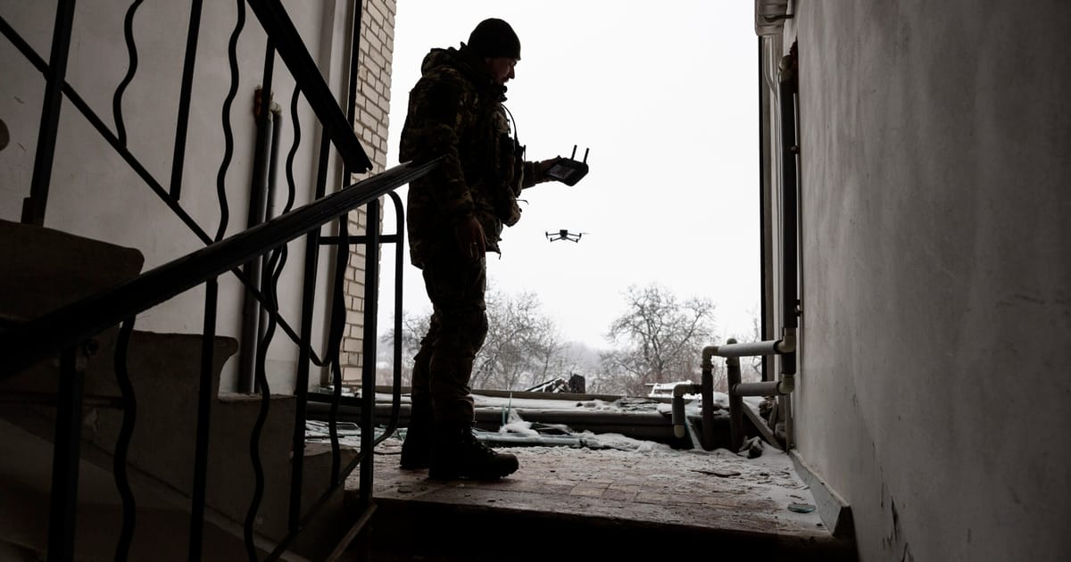 Ukraine and Russia trade drone strikes on Kyiv’s independence day – POLITICO