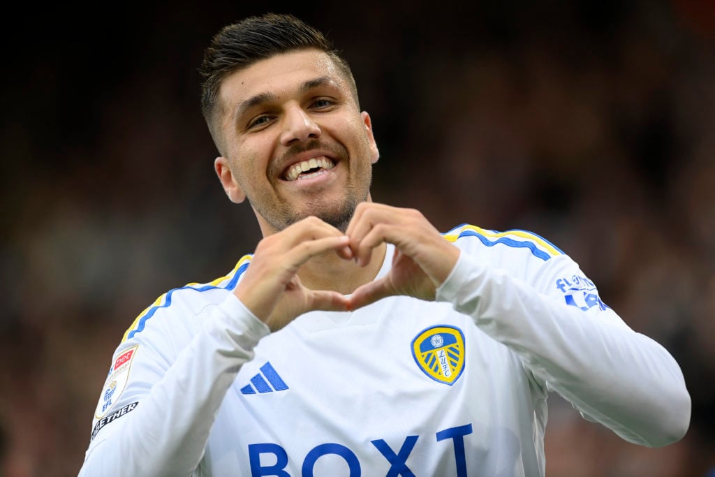 Joel Piroe playing for Leeds United.