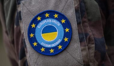 EU mulls military training in Ukraine after ceasefire – POLITICO