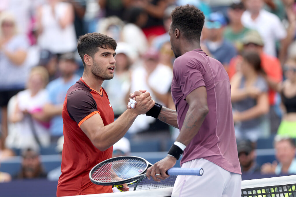 Carlos Alcaraz of Spain congratulates Gael Monfils of France after their match during Day 6 of the Cincinnati Open at the Lindner Family Tennis Center on August 16, 2024 in Mason, Ohio.