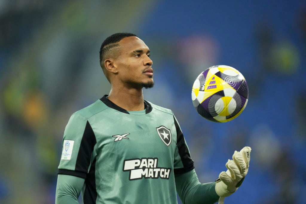 Botafogo goalkeeper John Victor in action against Pachuca.