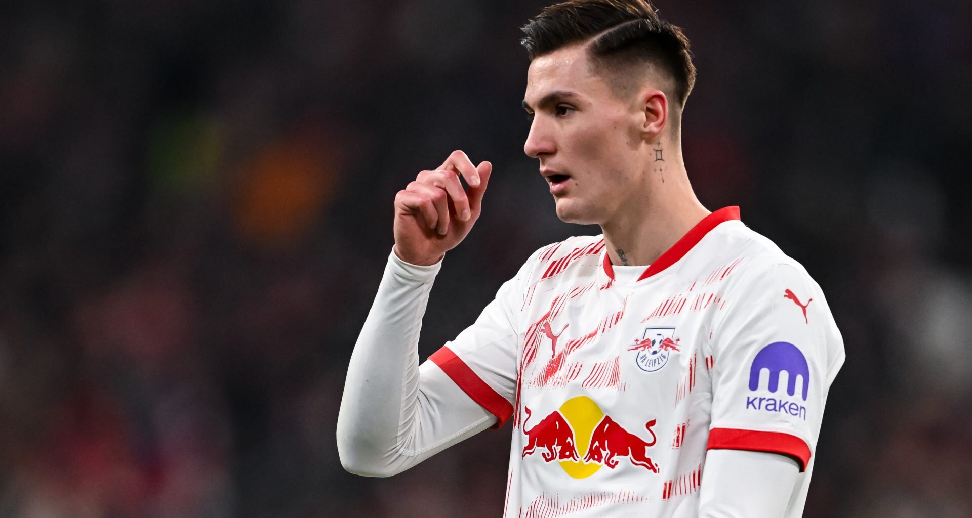 Benjamin Sesko’s agent has just made a financial sacrifice to complete Manchester United transfer