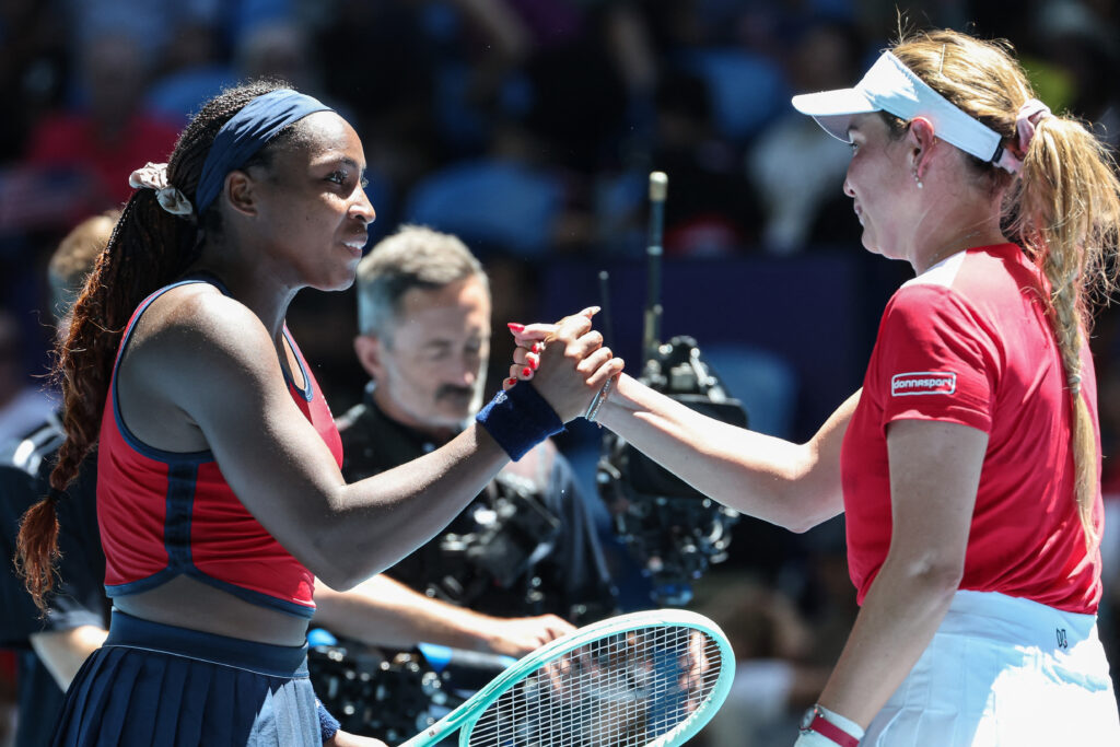 Donna Vekic and Coco Gauff shake hands