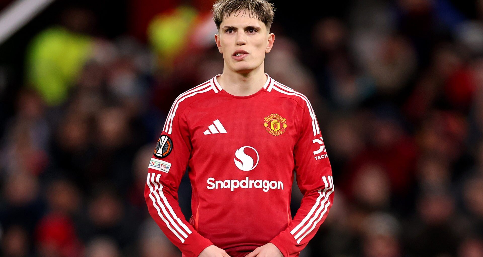 Alejandro Garnacho posts very cryptic photo amid Chelsea interest and Man United unrest