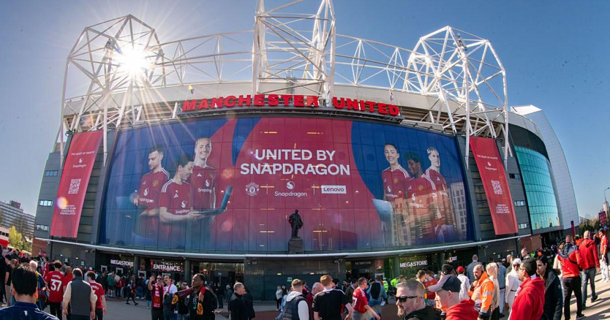 Manchester United defend huge rise in beer prices as fans fume | Football