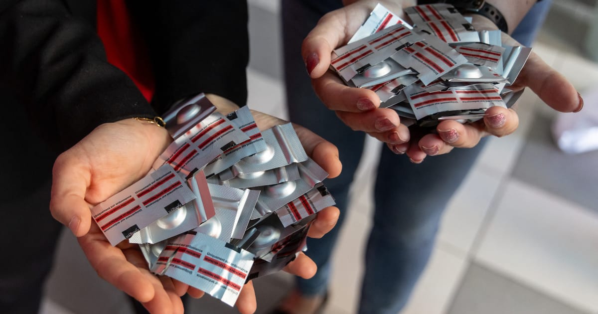 France, EU urged to prevent destruction of USAID contraceptives  – POLITICO