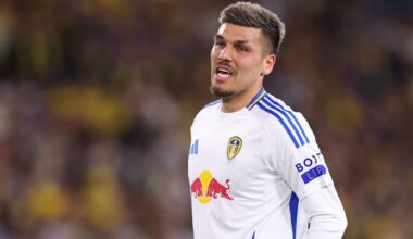 Leeds United star has brilliant response after Joel Piroe told him he 'needs to improve a lot'