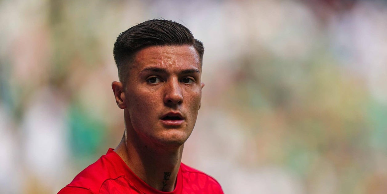 Inside Benjamin Sesko’s Manchester United transfer – and how they beat Newcastle to the deal