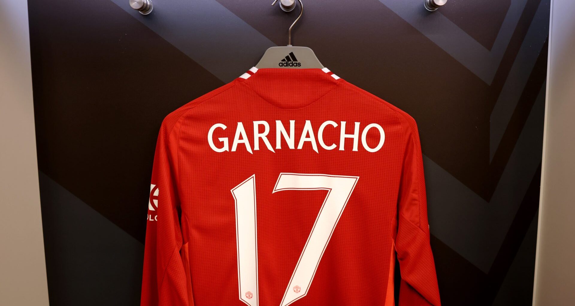 Chelsea can now slash millions off £50m Alejandro Garnacho deal thanks to Liverpool