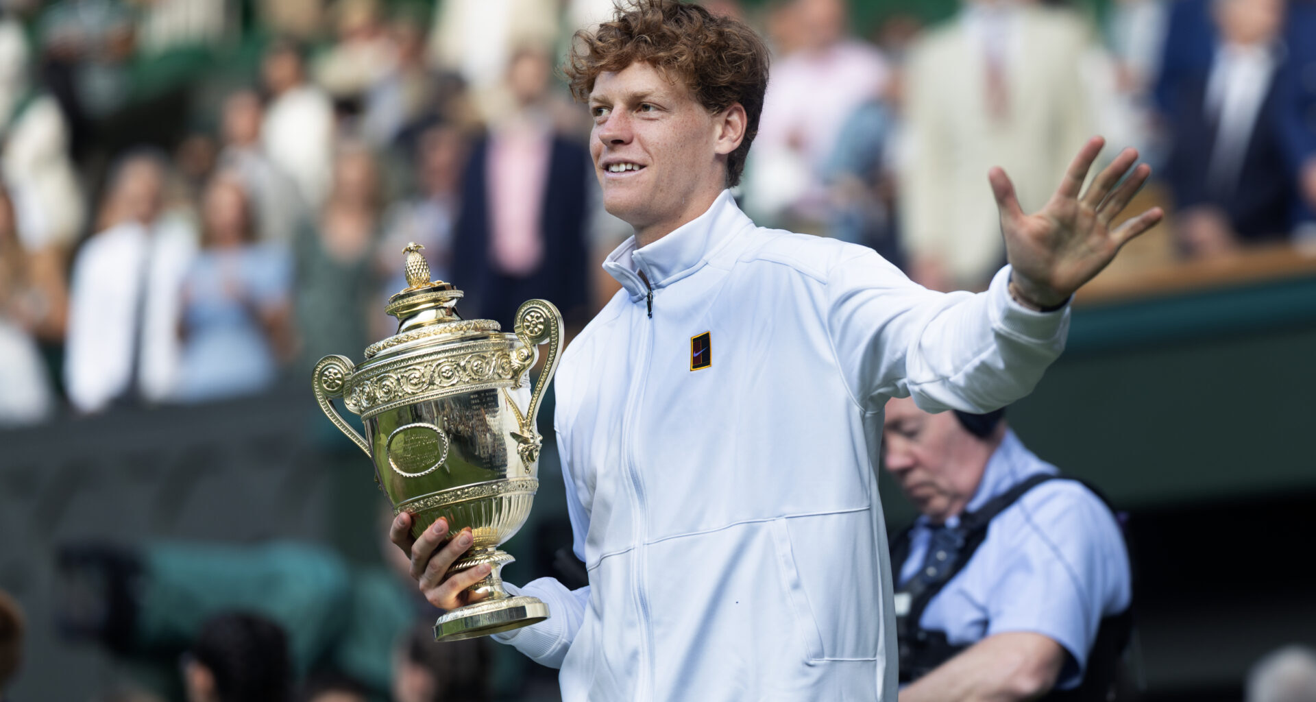 Jannik Sinner has just accomplished a historic feat that proves why he’s so far ahead of the rest of the ATP Tour