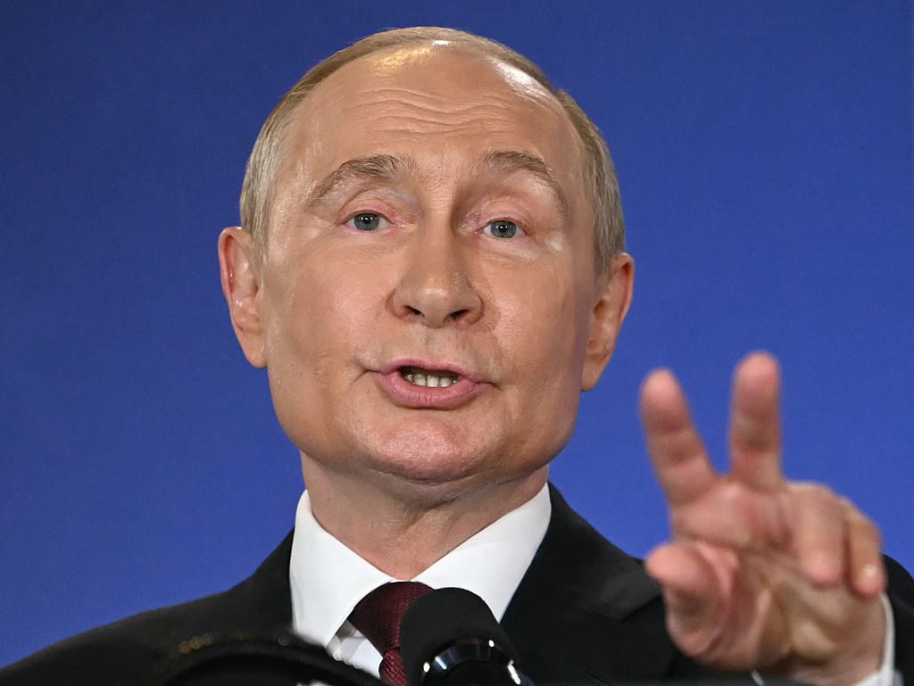 Russians are laughing at the peace talks