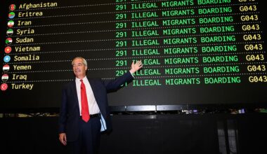 Echoing Trump, Nigel Farage Promises Mass Deportations