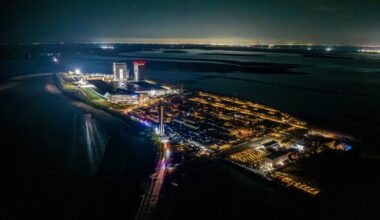 Rocket Report: Pivotal Starship test on tap, Firefly wants to be big in Japan