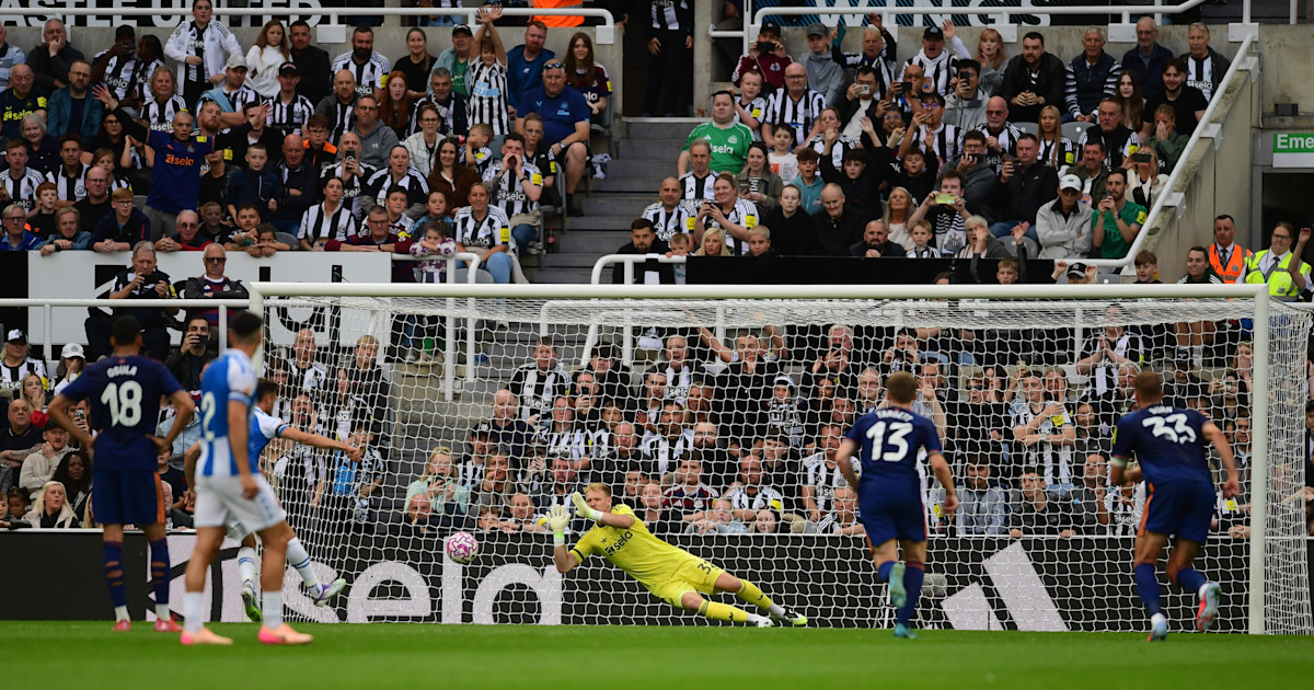 Newcastle United 2 RCD Espanyol 2