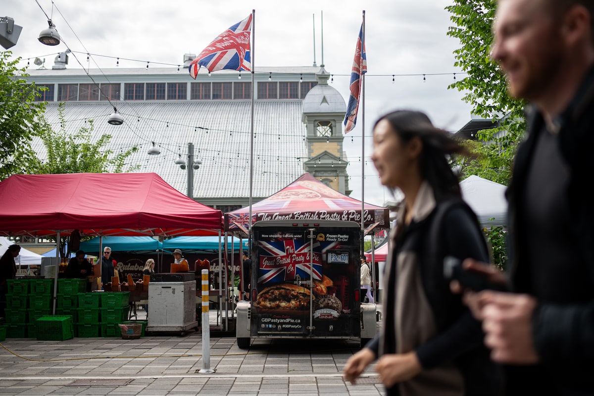 As King Charles’s arrival nears, the mood in Ottawa ranges from excitement to indifference