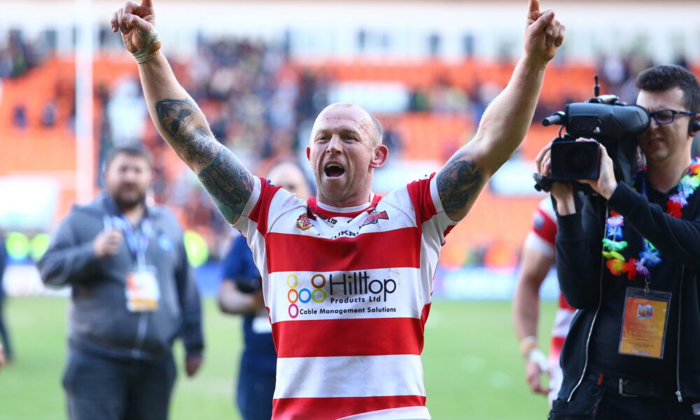 Micky Higham shares emotional message of thanks after support following cancer diagnosis
