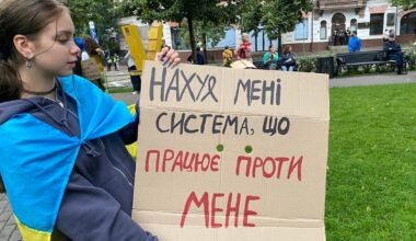 Behind the scenes of Ukraine’s ‘cardboard revolution’ – POLITICO