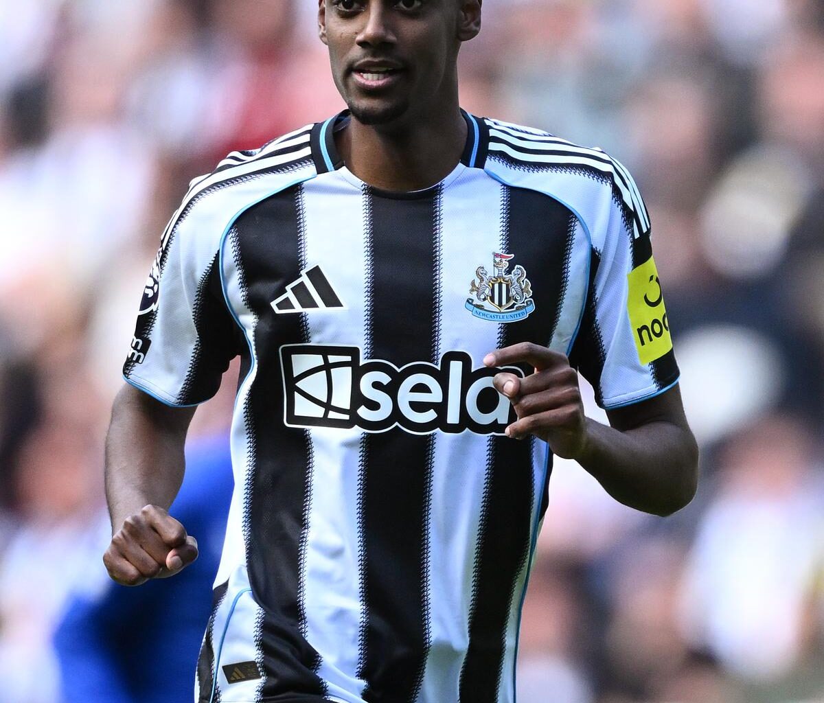 Alexander Isak to Liverpool deal OFF as Reds 'turn to alternative transfer option' - London Evening Standard
