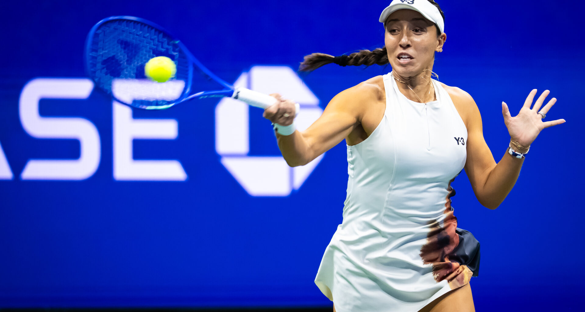 Pegula, Navarro ride strong wins into US Open third round