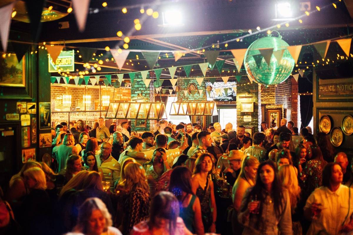 Birmingham’s New Irish Bar Offers A FREE Pint Of Guinness