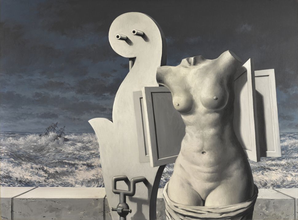 René Magritte’s La Statue volante, a moody Surrealist painting of a classical torso fused with machine-like elements against a stormy sea.