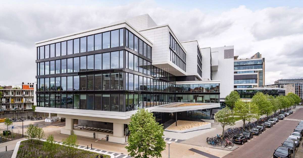 Amsterdam-based Marktlink Capital secures €520M to back eleven PE managers