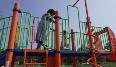 Overwhelmed and stressed: Mothers open up about worrying decline in mental health