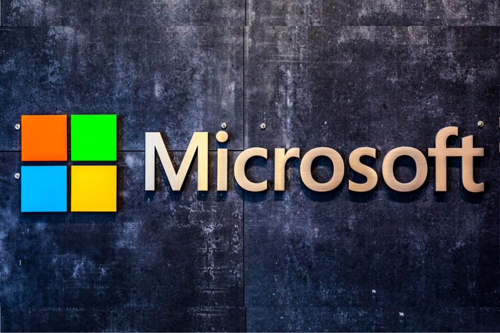 Amazon and Microsoft harming competition in cloud computing, finds CMA