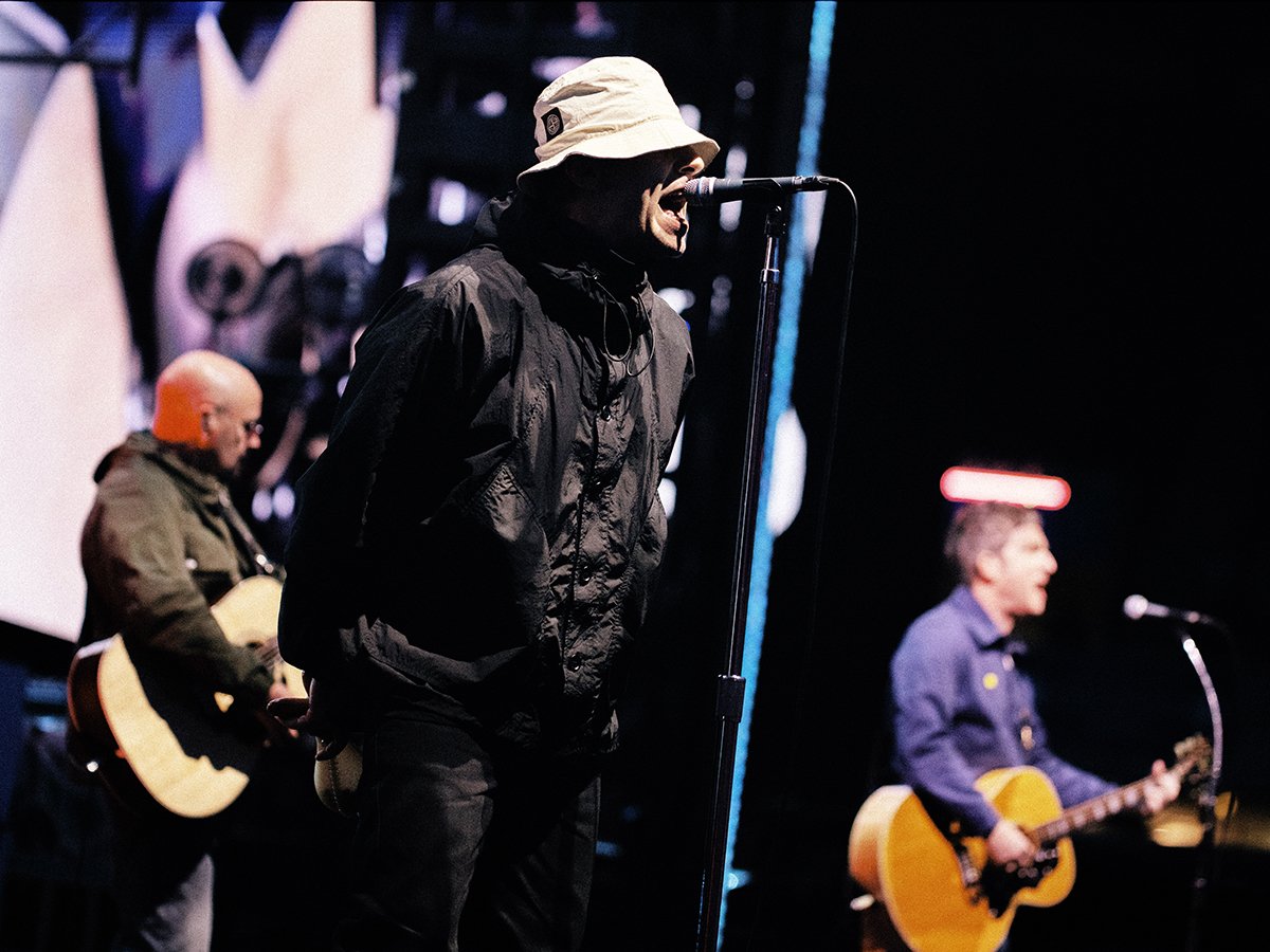 Oasis release live version of 'Bring It On Down' from Edinburgh