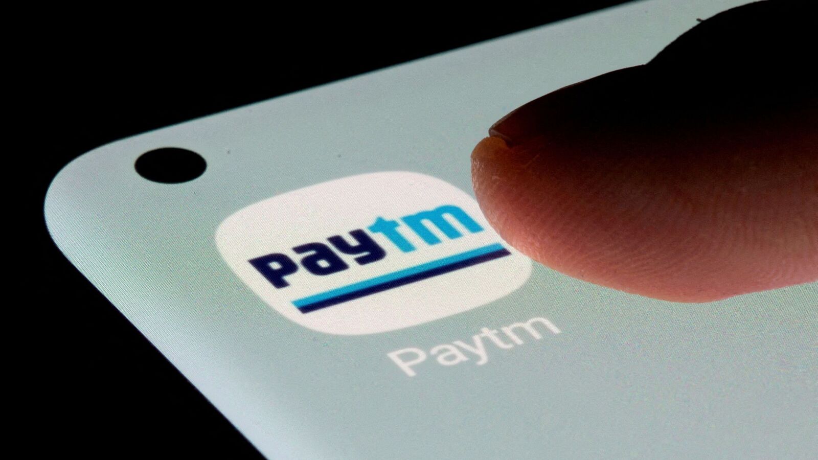 Paytm gets RBI nod for online payment aggregator licence after months-long regulatory wait.