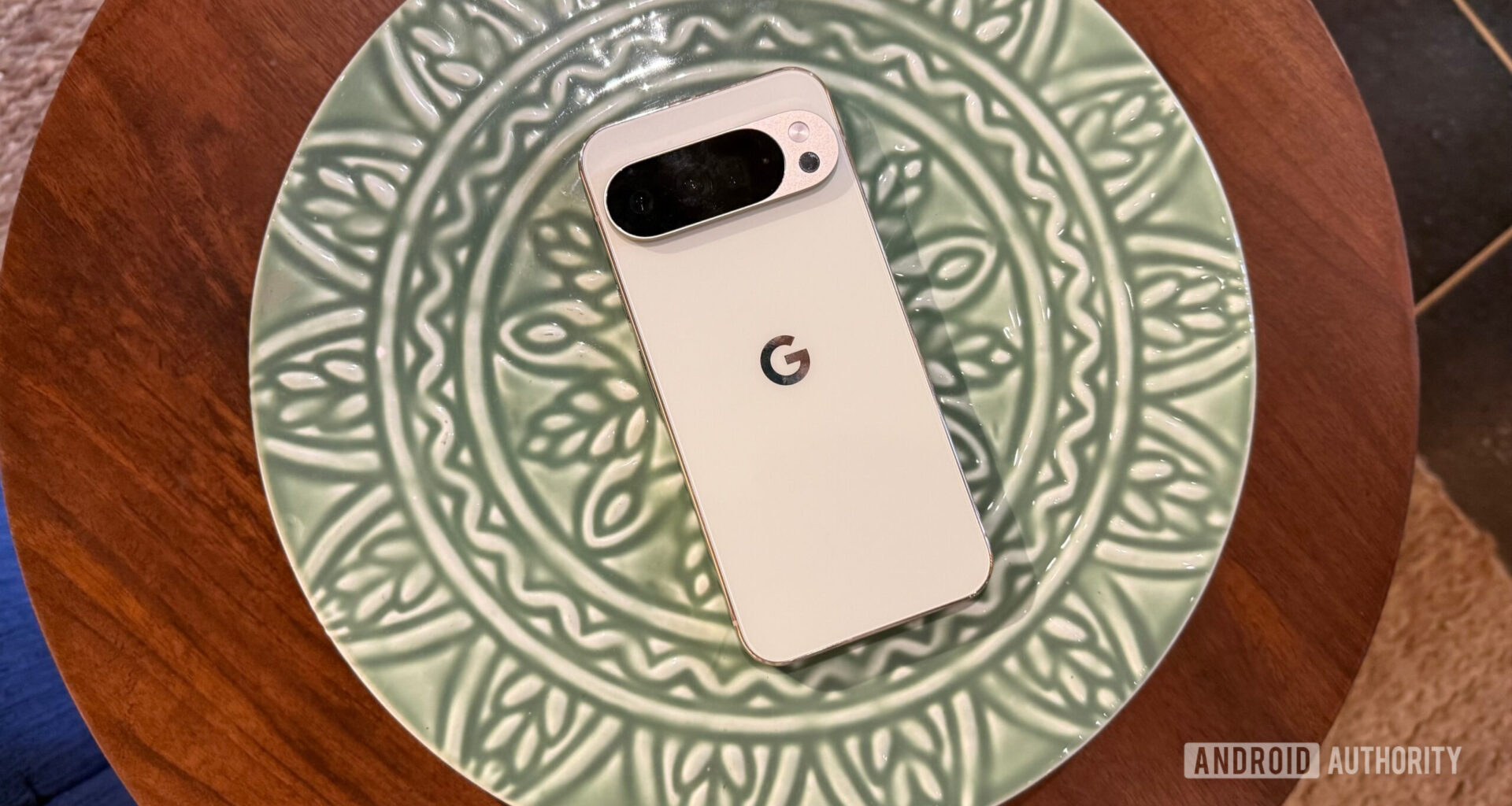 Pixel 10 Pro XL Jade back