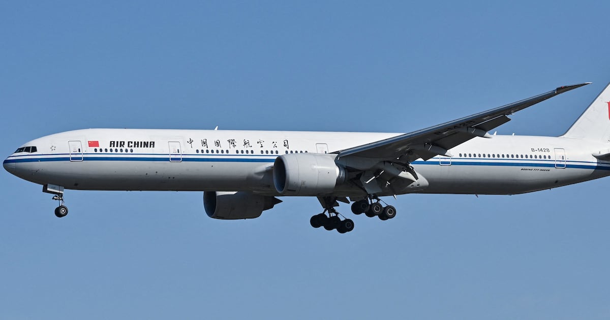 London Flight With Over 200 Passengers Forced to Land in Remote Russia