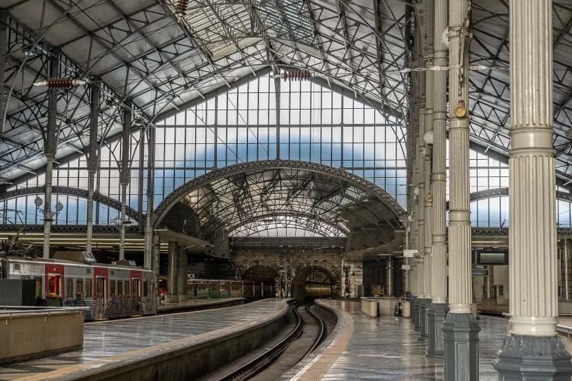 England’s Plumpton Station Reveals New South Downs Artworks By Grant Dejonge: All You Need To Know